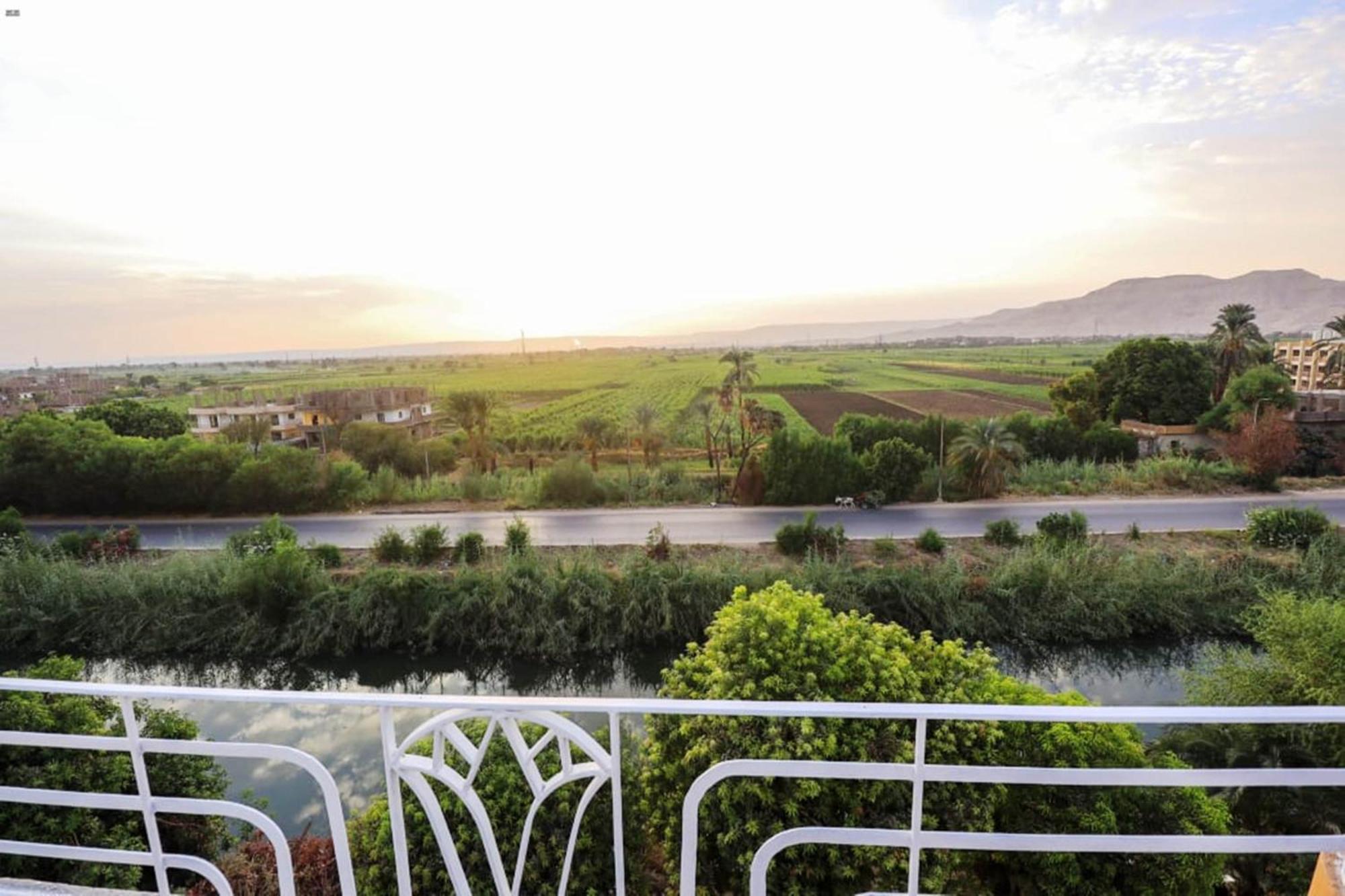 Luxor View Hostel エクステリア 写真