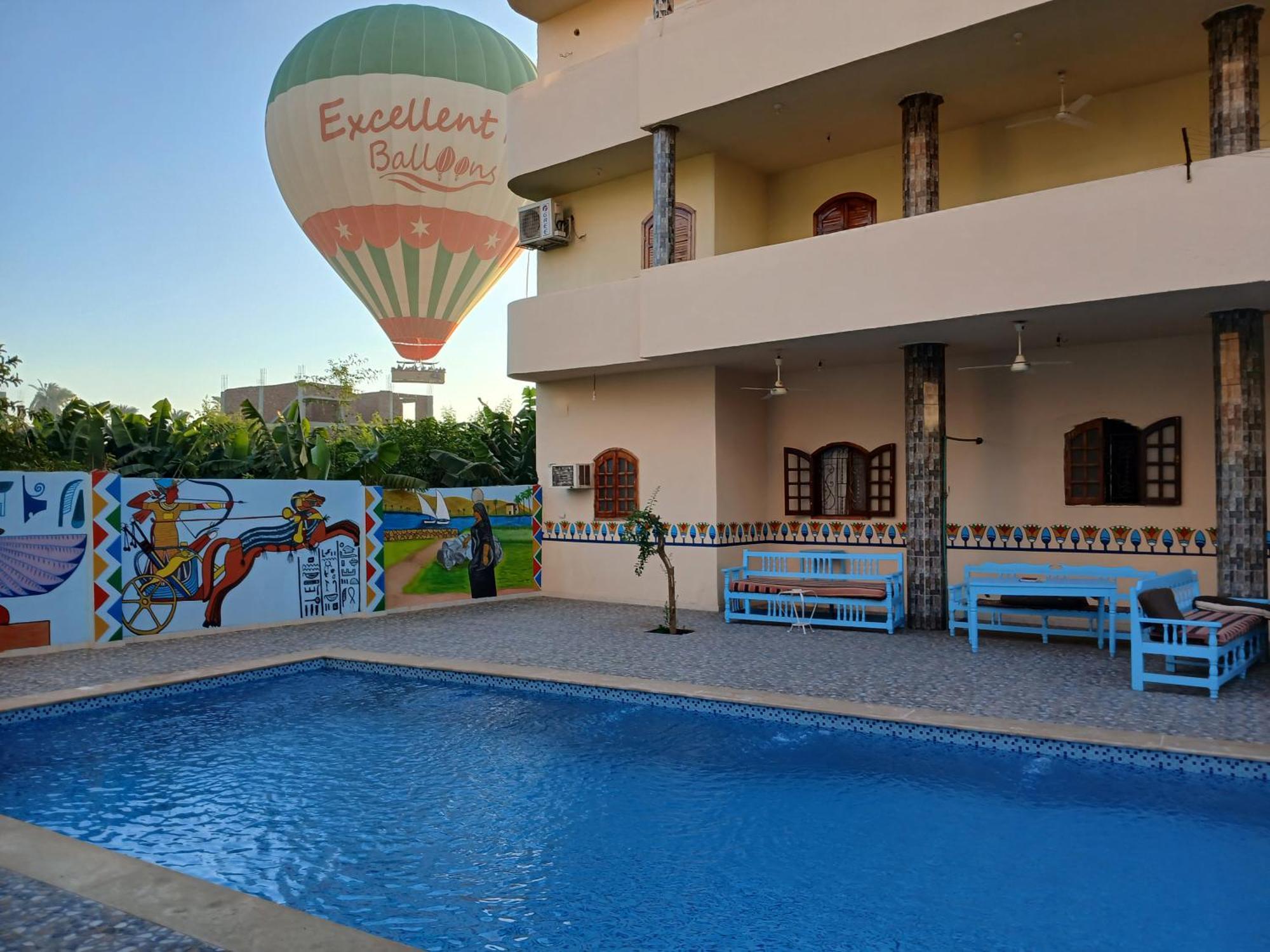 Luxor View Hostel エクステリア 写真